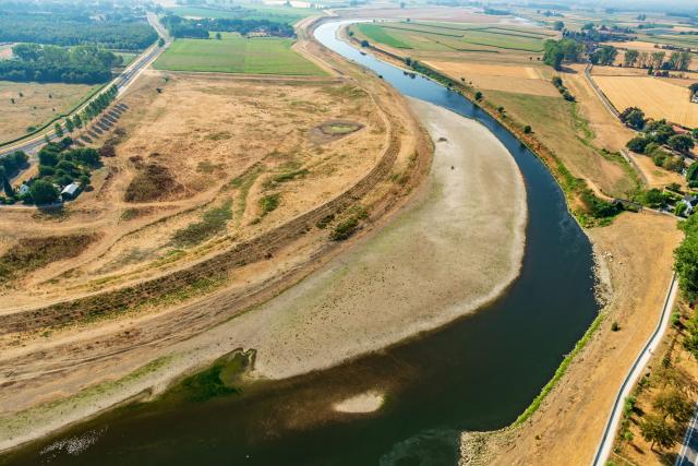 Landschap limburg met wat er en landbouw